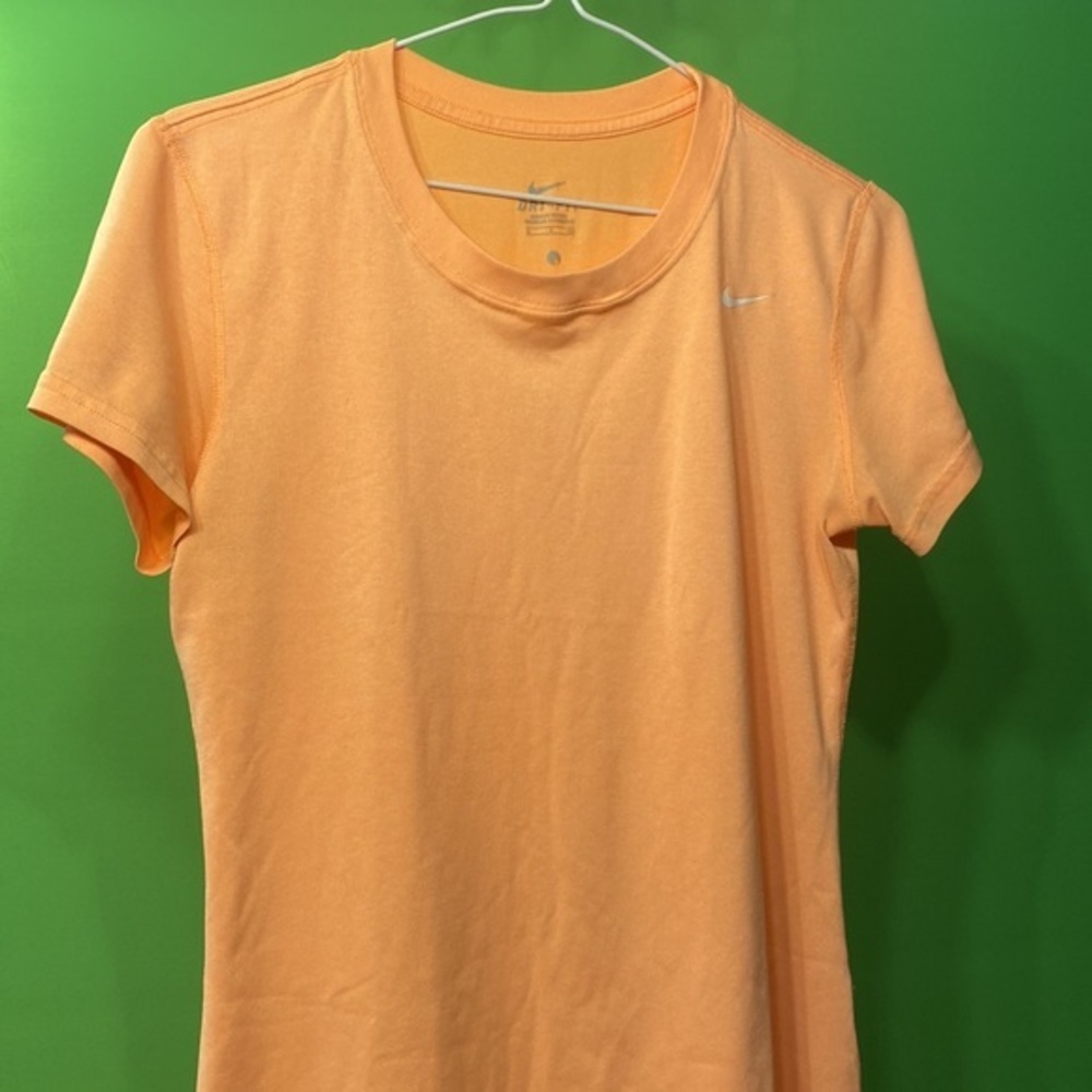 Nike dri-fit size small t-shirt light peach color made in Mexico perfect shape